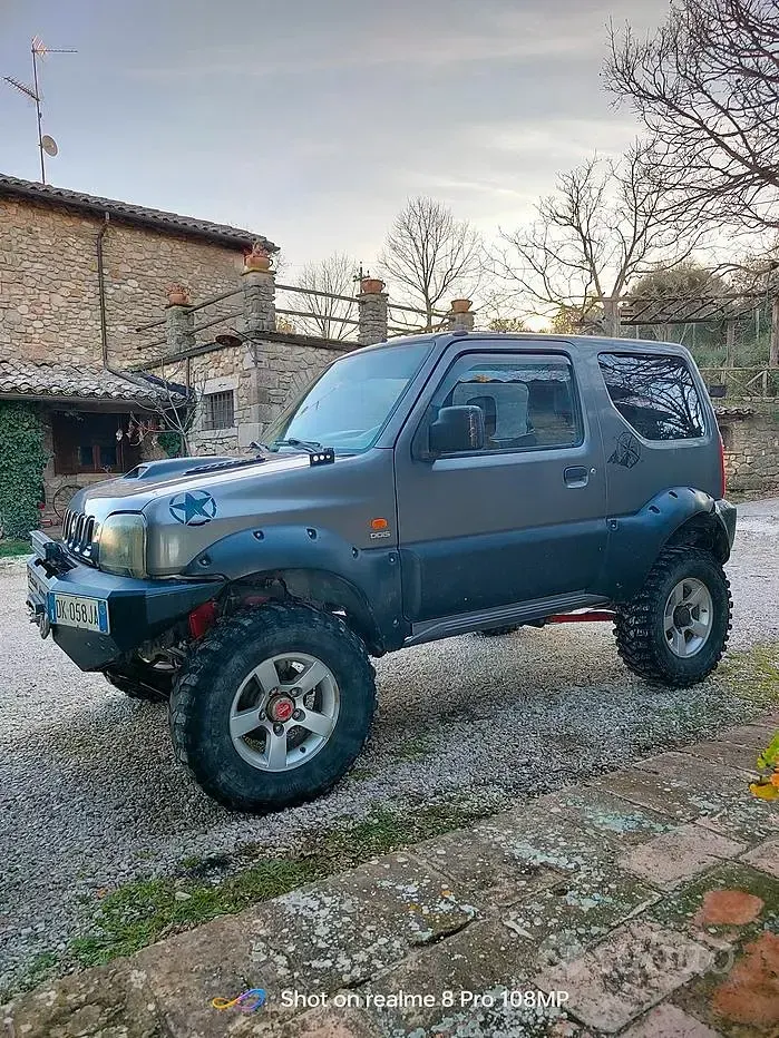 Usata Suzuki Jimny 86 CV (63 kW) 2007 SUV