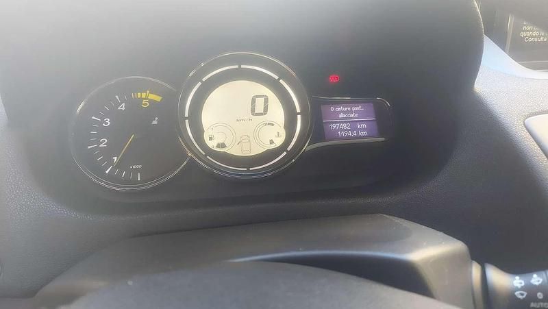 Usata Renault Mégane LIMITED 110 CV (80 kW) 2014 Berlina