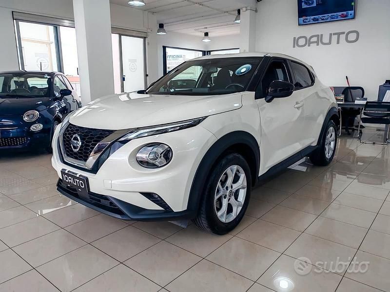 Usata Nissan Juke N-Connecta 114 CV (83 kW) 2022 Bianco SUV