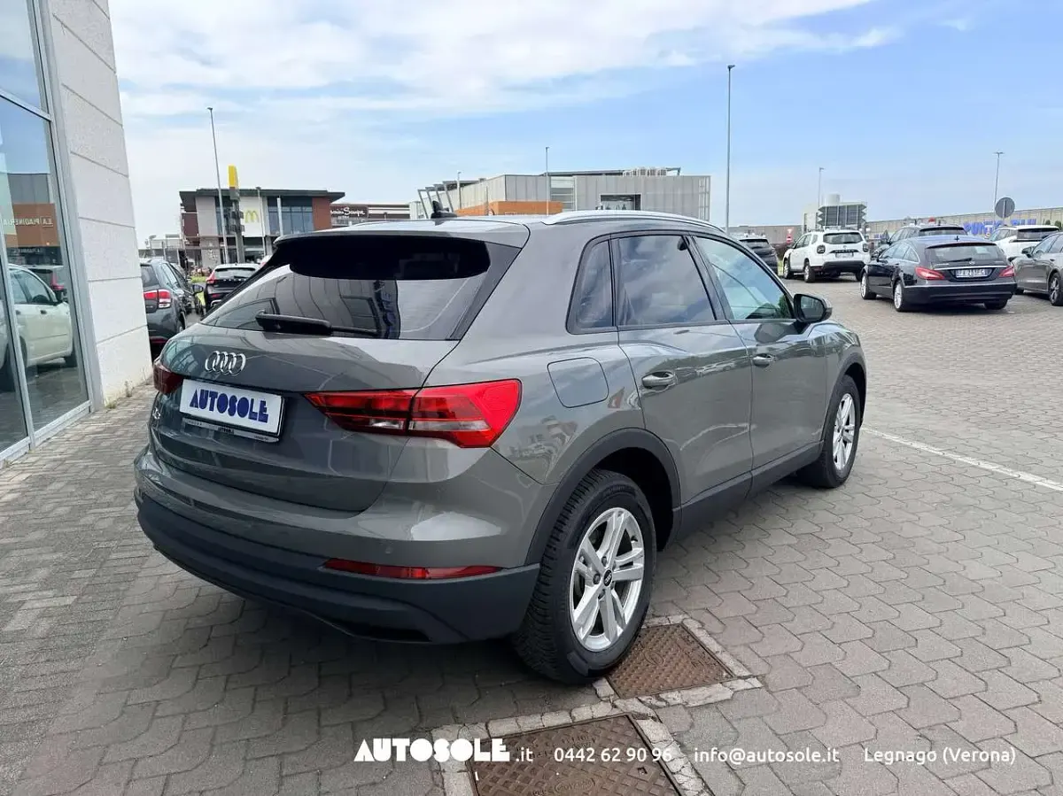 Usata Audi Q3 Business 150 CV (110 kW) 2020 Grigio SUV