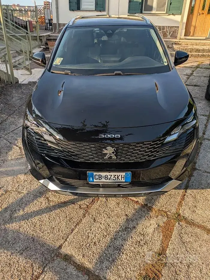 Usata Peugeot 3008 Allure 131 CV (96 kW) 2021 Nero SUV