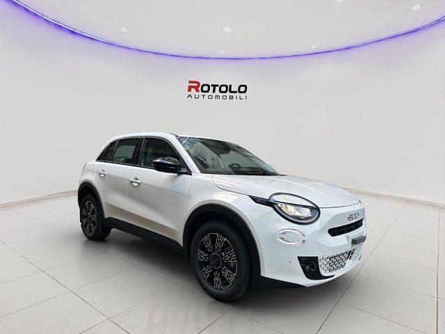 Nuova Fiat 600 Icon 110 CV (80 kW) 2025 Bianco SUV