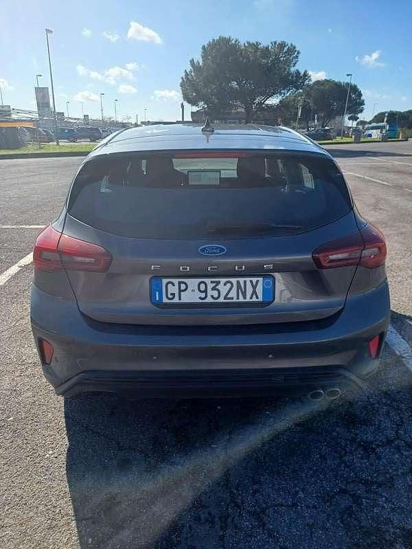 Usata Ford Focus ST-Line 116 CV (85 kW) 2023 Grigio Berlina