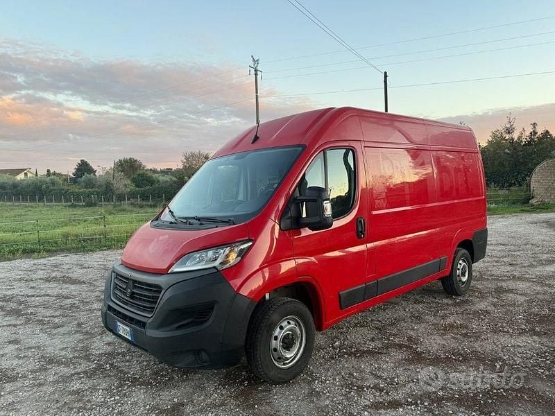 Usata Fiat Ducato 120 CV (88 kW) 2021 Rosso Furgone