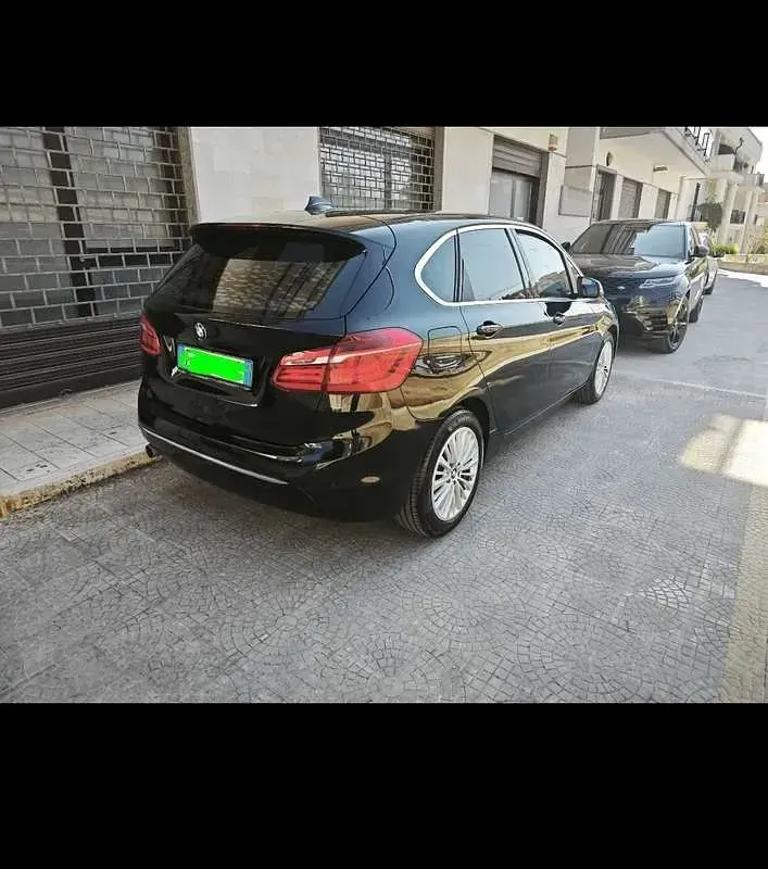 Gebraucht BMW 218 Active Tourer Luxury Line 150 PS (110 kW) 2015 Van / Kleinbus