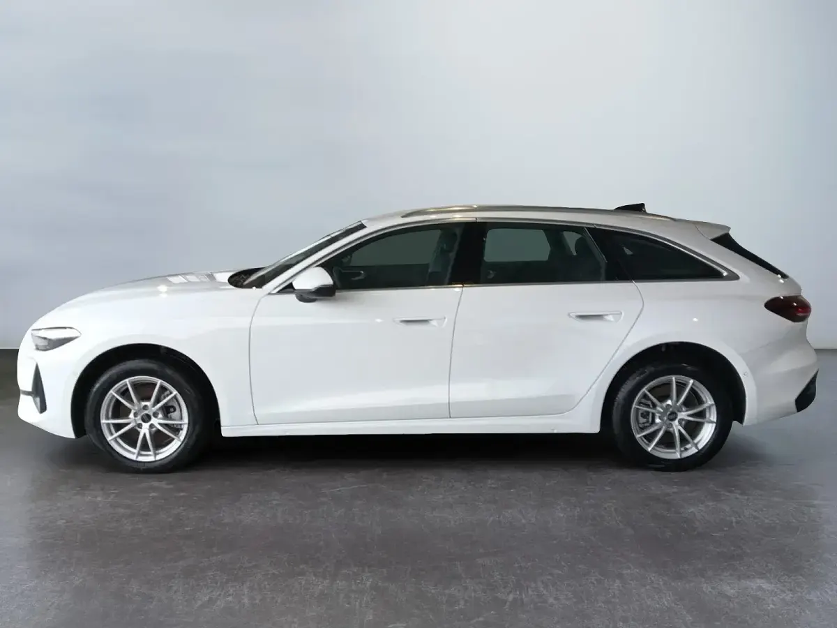 Nuova Audi A5 Business 204 CV (150 kW) 2025 Bianco Station wagon