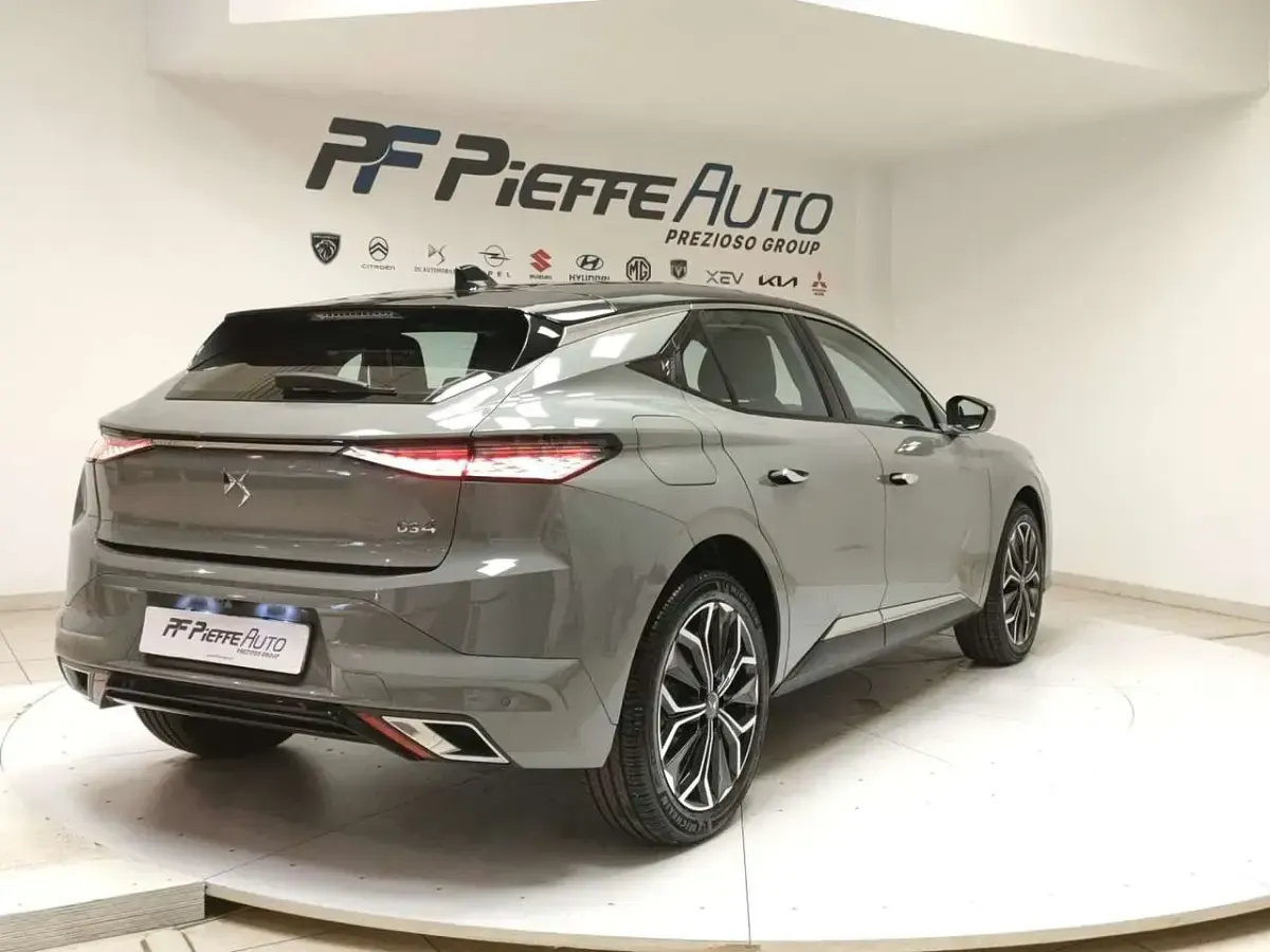 Usata DS Automobiles DS4 Crossback Trocadero 131 CV (96 kW) 2022 Grigio SUV