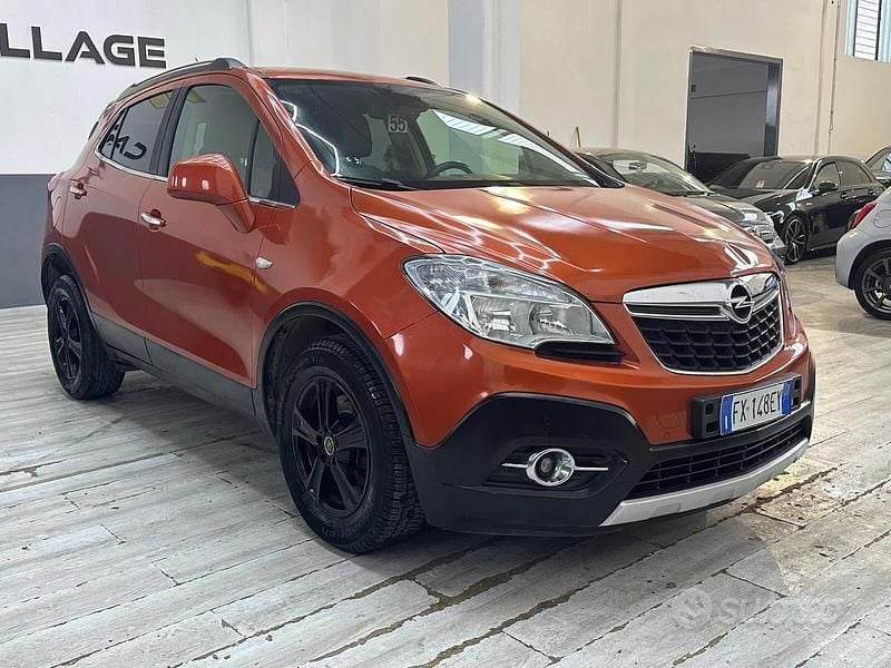 Usata Opel Mokka Cosmo 131 CV (96 kW) 2015 Arancione SUV