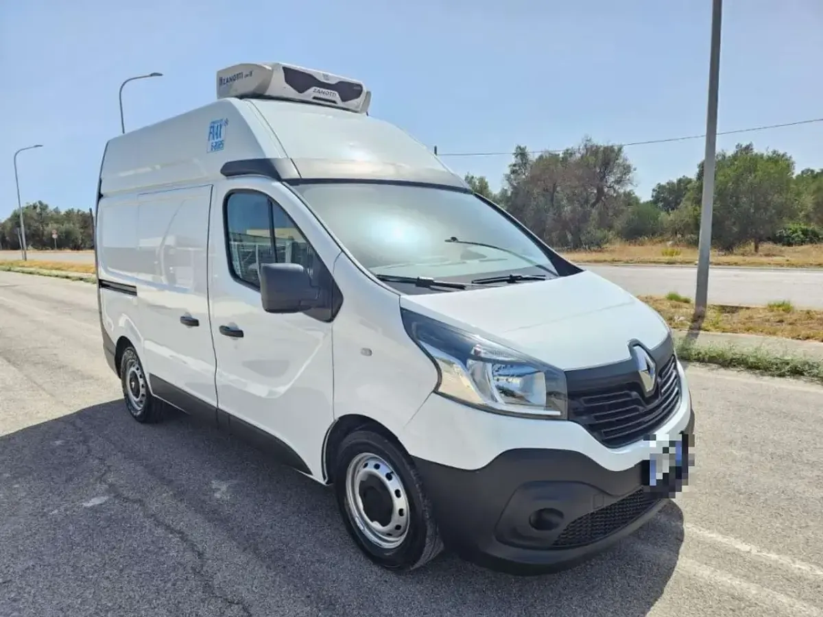 Usata Renault Trafic 145 CV (106 kW) 2019 Bianco Monovolume