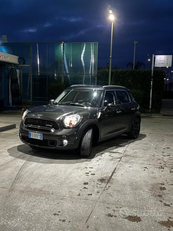 Usata 2016 Mini Countryman SUV | 10.500 € - Immagine 1/4