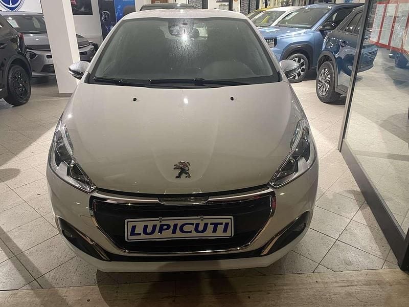 Bianca Usata 2019 Peugeot 208 Signature Sky Due volumi | 9950 € (Super prezzo) - Immagine 1/4
