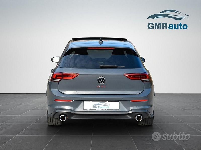 Usata VW Golf VIII GTI 245 CV (180 kW) 2022 Dolphin grey Berlina