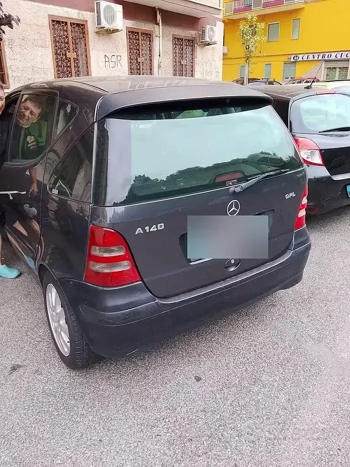 Usata Mercedes A140 82 CV (60 kW) 2002 Nero Utilitaria
