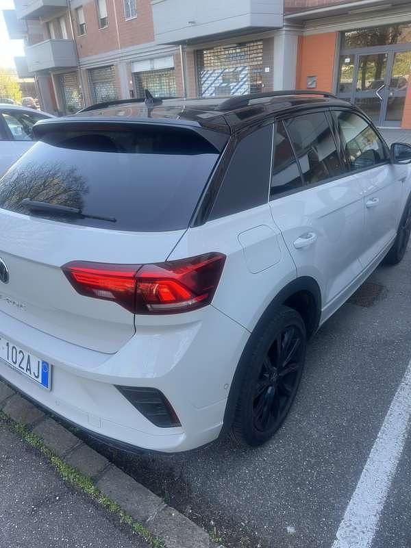 Usata VW T-Roc R-line 150 CV (110 kW) 2024 SUV