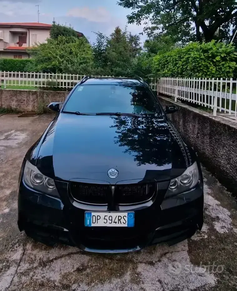 Usata BMW 330 231 CV (169 kW) 2008 Nero Station wagon