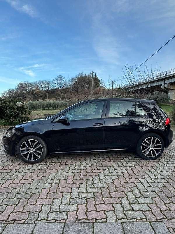 Usata VW Golf VII 105 CV (77 kW) 2013 Berlina