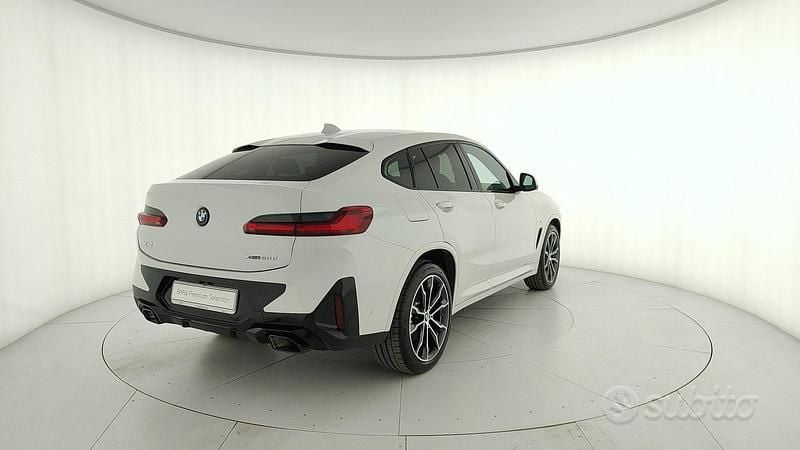 Usado BMW X4 M Sport 190 HP (139 kW) 2024 Branco SUV