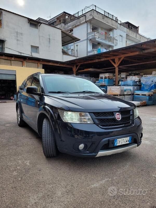 Usata Fiat Freemont Urban 170 CV (125 kW) 2011 Nero SUV