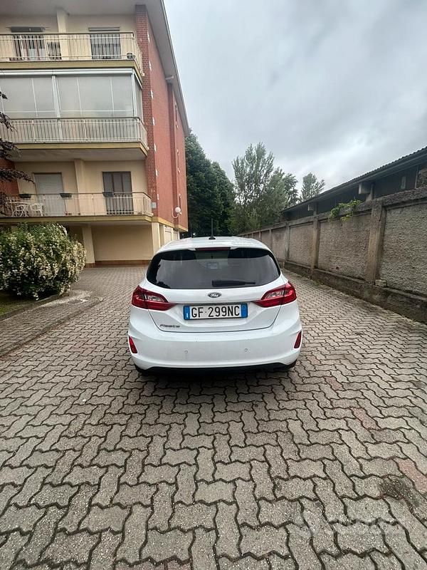 Usata Ford Fiesta Titanium 75 CV (55 kW) 2021 Bianco Utilitaria