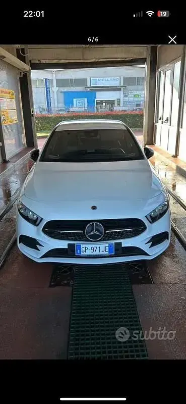 Usata Mercedes A180 Premium 116 CV (85 kW) 2021 Berlina
