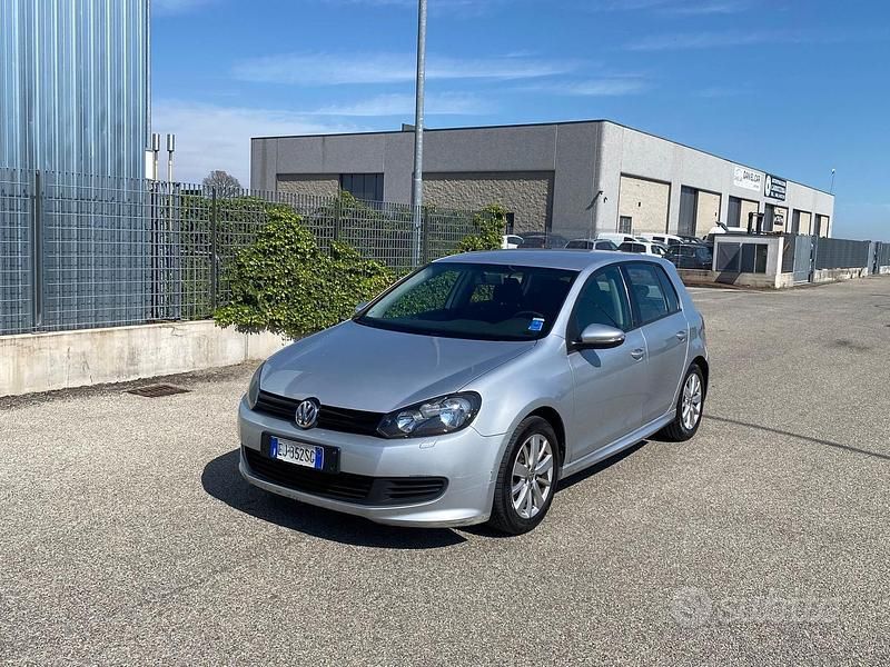 Usata VW Golf VI Highline 122 CV (89 kW) 2011 Grigio Utilitaria