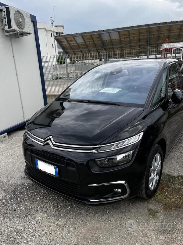 Nero Usata 2019 Citroën C4 SpaceTourer Live Monovolume | 11.000 € (Buon prezzo) - Immagine 1/4
