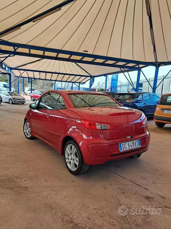 Usata Mitsubishi Colt 150 CV (110 kW) 2006 Rosso Cabrio