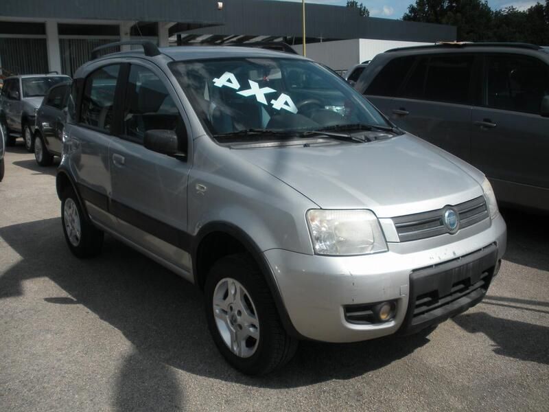 Argento Usata 2007 Fiat Panda 4x4 Due volumi | 5800 € (Cara) - Immagine 1/4