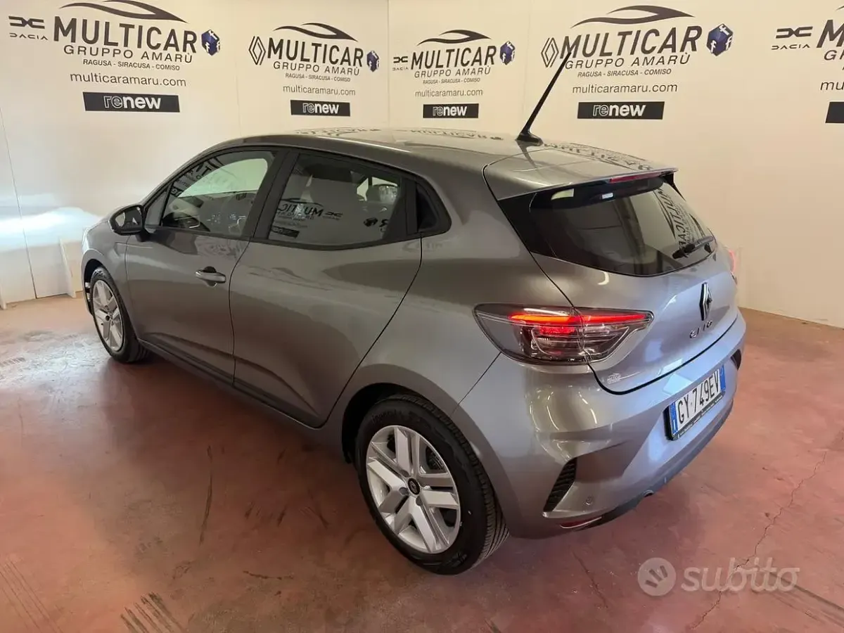 Usata Renault Clio V Evolution 101 CV (74 kW) 2025 Grigio Berlina