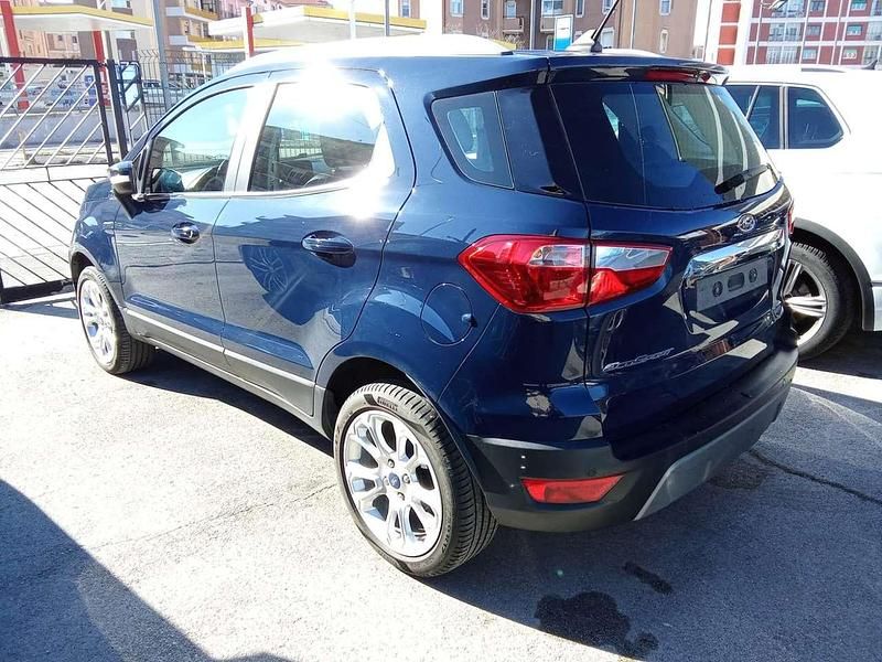 Usata Ford Ecosport Titanium 120 CV (88 kW) 2020 Blu/azzurro SUV