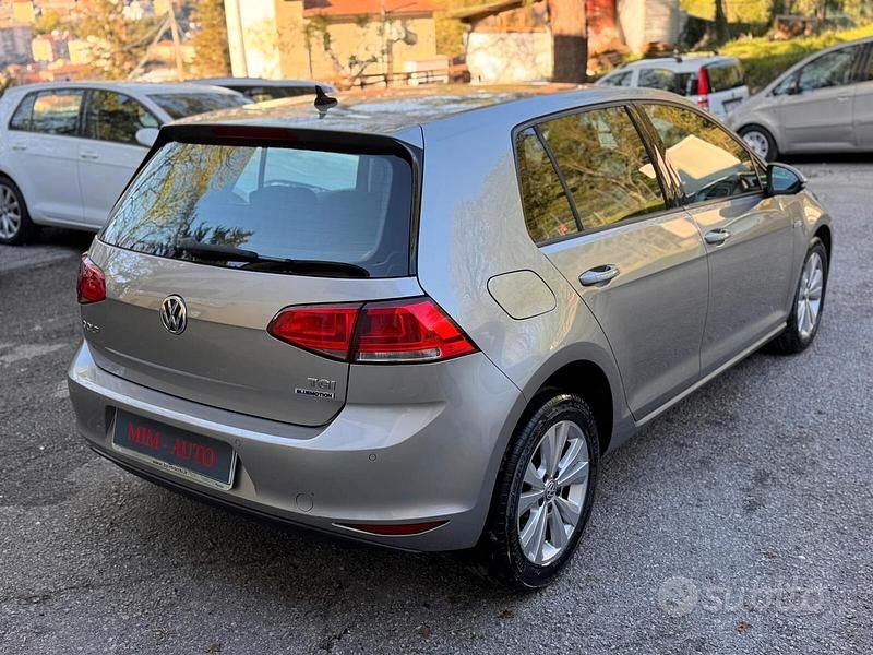 Usata VW Golf VII Highline 110 CV (80 kW) 2016 Grigio Berlina