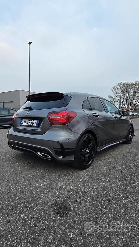 Usata Mercedes A250 218 CV (160 kW) 2017 Grigio Berlina