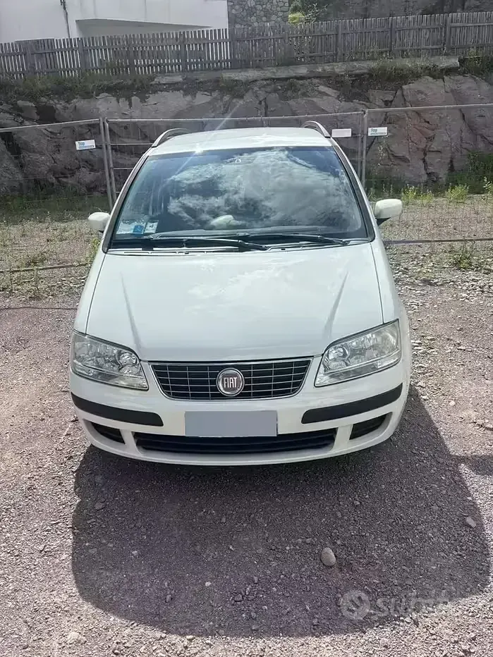 Usata Fiat Idea 80 CV (58 kW) 2008 Bianco Monovolume