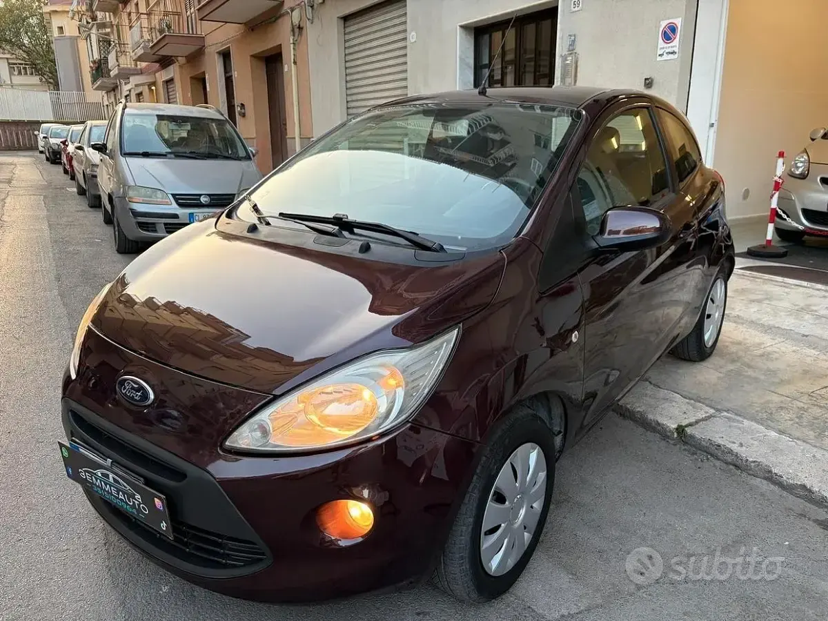 Usata Ford Ka 69 CV (50 kW) 2013 Nero Utilitaria