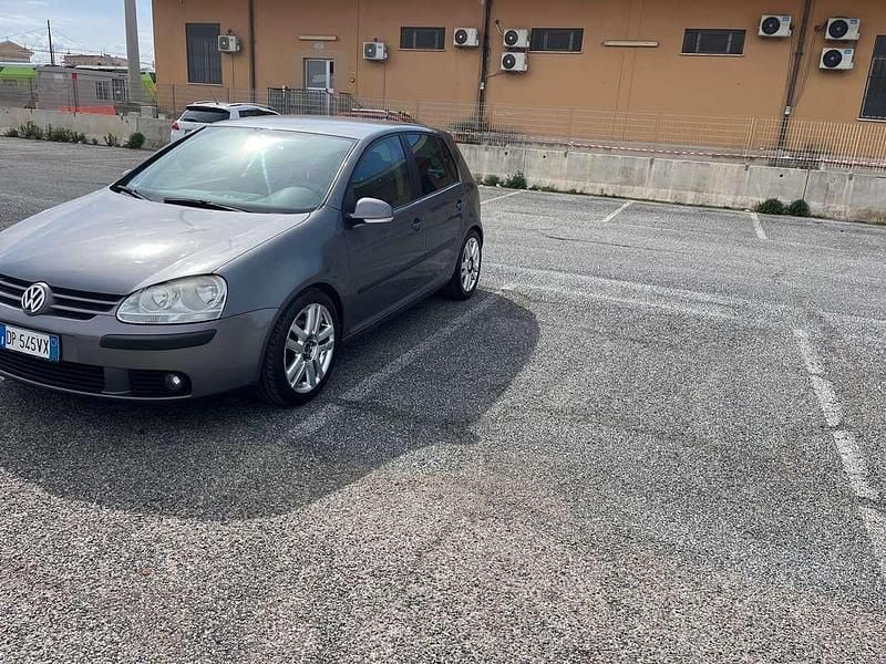 Usata VW Golf V GT 105 CV (77 kW) 2007 Berlina