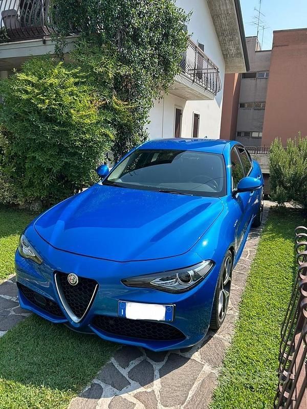 Usata 2019 Alfa Romeo Giulia Veloce Tre volumi | 31.000 € (Cara) - Immagine 1/4