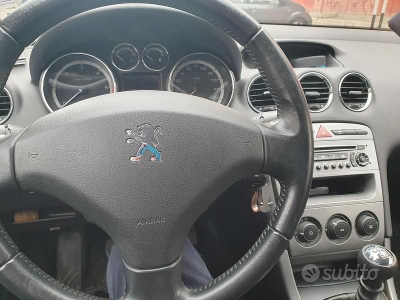 Usata Peugeot 308 CC 112 CV (82 kW) 2011 Bianco Cabrio