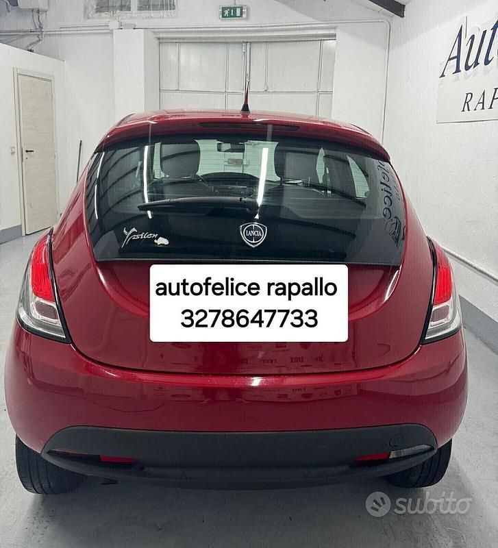 Usata Lancia Ypsilon 85 CV (62 kW) 2015 Rosso Utilitaria
