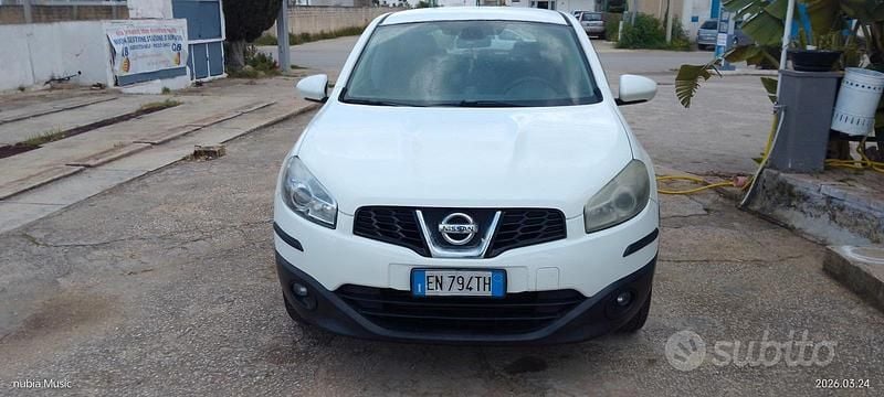 Usata Nissan Qashqai 115 CV (84 kW) 2012 Bianco SUV