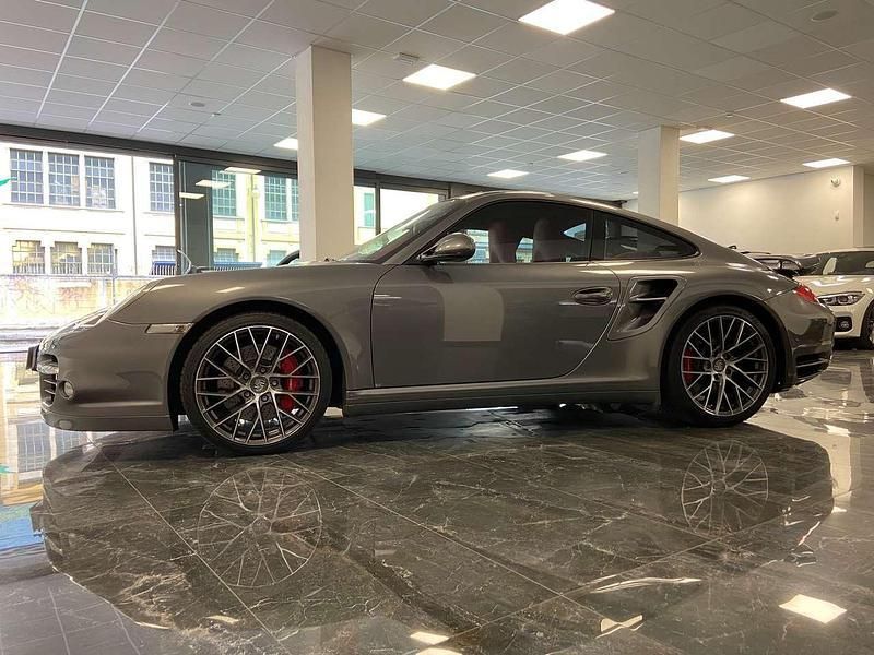 Usata Porsche 911 Turbo Chrono 500 CV (367 kW) 2010 Grigio Coupé