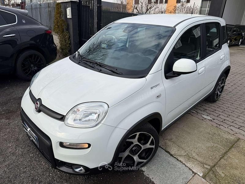 Usata Fiat Panda Sport 71 CV (52 kW) 2021 Bianco Berlina