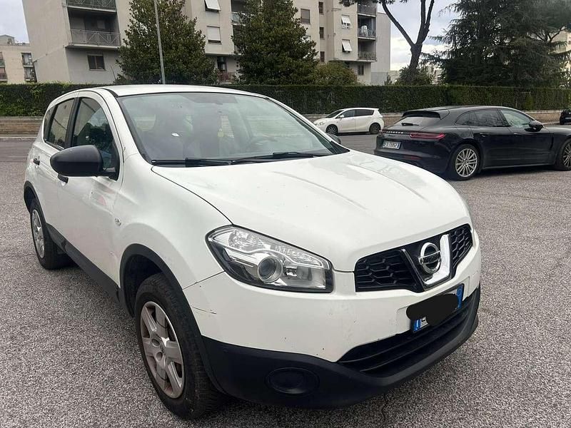 Usata Nissan Qashqai Visia 110 CV (80 kW) 2013 Bianco SUV