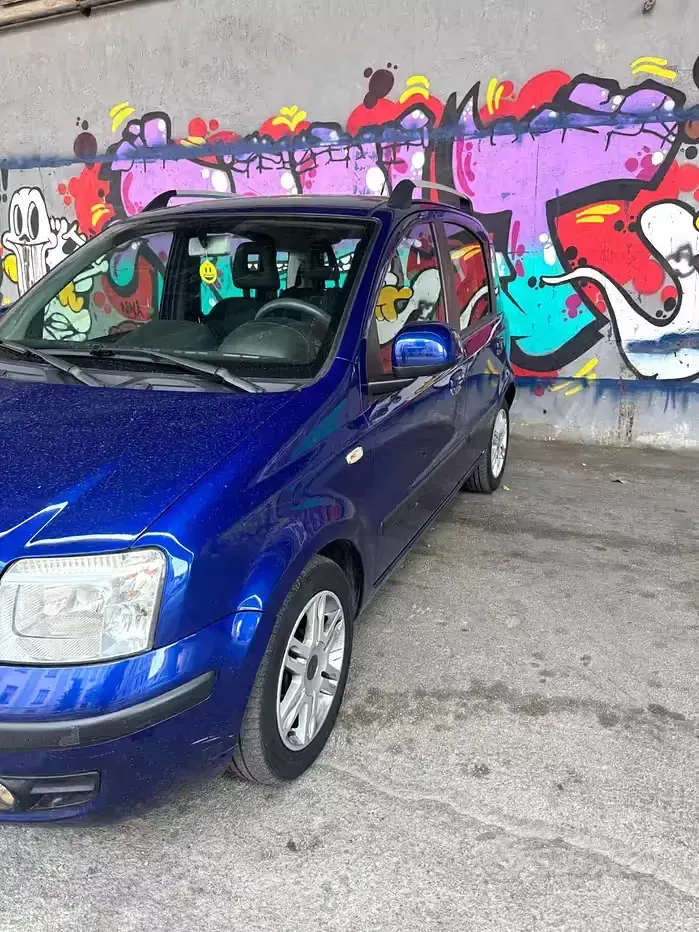 Usata Fiat Panda Dynamic 69 CV (50 kW) 2011 Blu Utilitaria