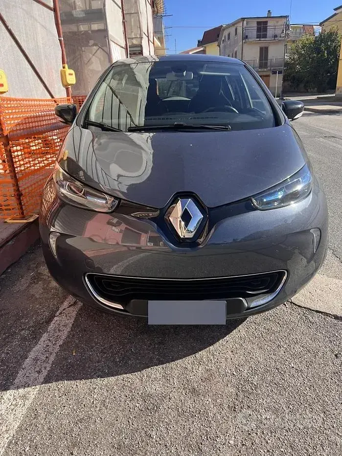 Usata Renault Zoe 42 kW (58 CV) 2017 Nero Utilitaria