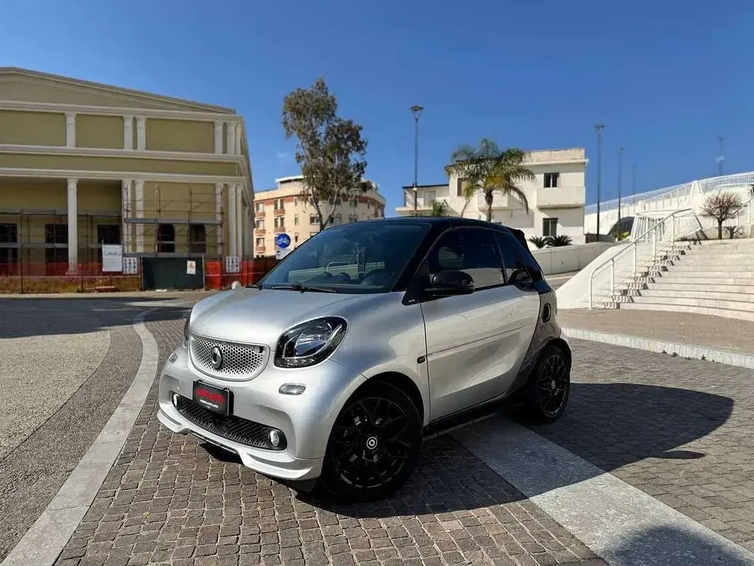 Usata Smart ForTwo Cabrio Superpassion 71 CV (52 kW) 2019 Cabrio