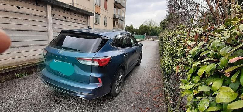 Usata Ford Kuga ST-Line 120 CV (88 kW) 2020 Blu SUV