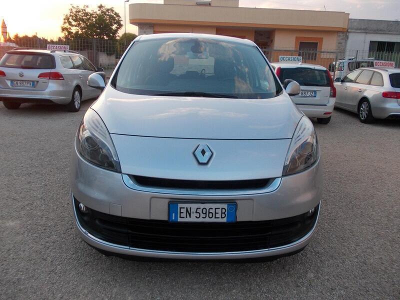 Usato 2012 Renault Grand Scénic III 1.5 Diesel 110 CV (7.500 €)