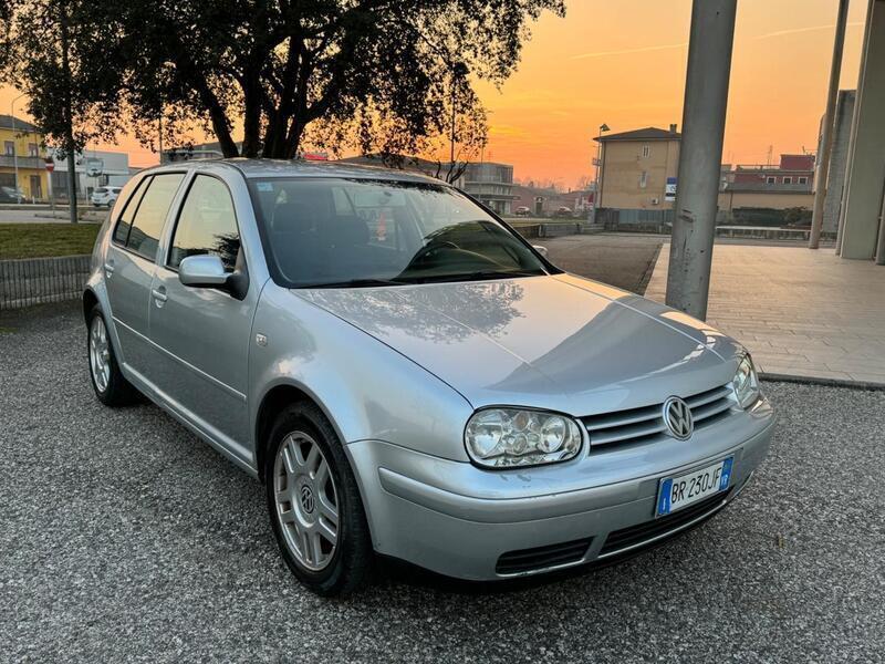 Usato 2001 VW Golf IV 1.9 Diesel 110 CV (1.990 €)