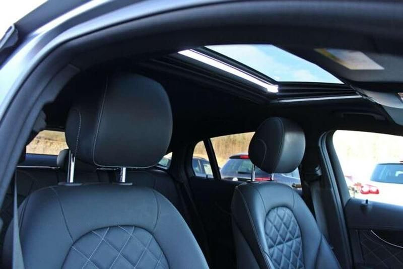 Usata Mercedes GLC250 Executive 211 CV (155 kW) 2018 Grigio Coupé