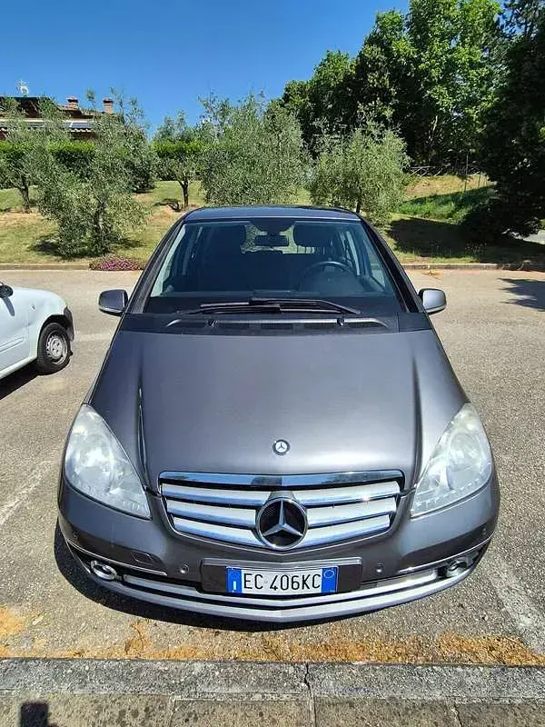 Usata Mercedes A160 Elegance 95 CV (69 kW) 2010 Argento Monovolume